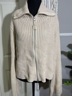 sofia by sofia vergara Beige Ribbed Zip-Front Cardigan